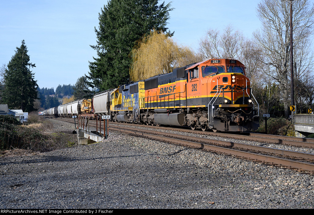 BNSF 282